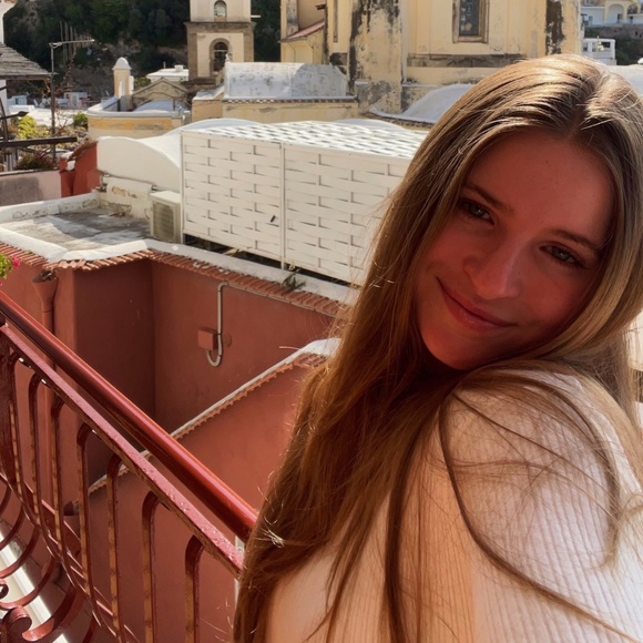 Claire - Picture 1 of 1